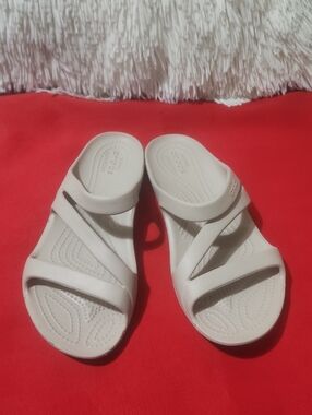 Crocs Women's Kadee II Strappy Sandals